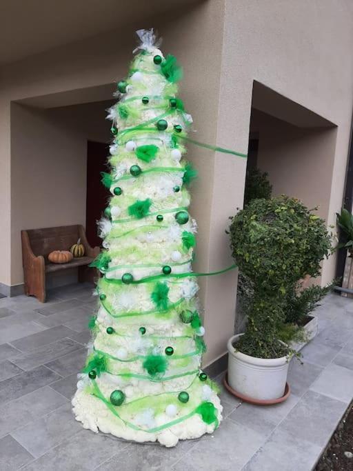 B&B Vegan La Mucca Felice - Grazioso Appartamento Nel Verde Rancio Valcuvia Eksteriør bilde